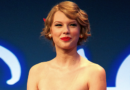 Taylor Swift with smug expression